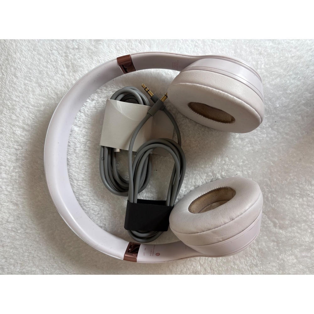 Beats Solo3 Wireless On-Ear‎ Headphones Rose Gold A1796 with Case and Cables